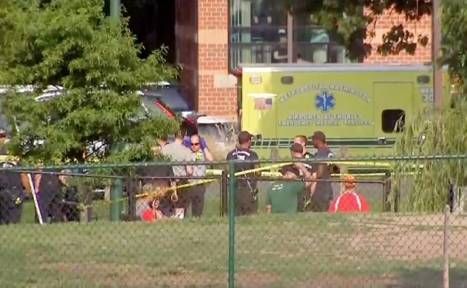 เหตุกราดยิงสนามเบสบอลในสหรัฐฯ ส.ส.บาดเจ็บ