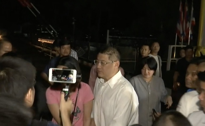 “สรยุทธ” พ้นคุก ศาลให้ประกันตัว 5 ล้านบาท