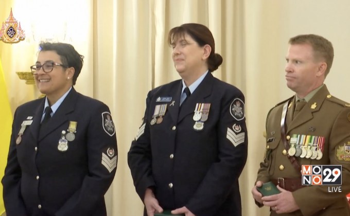 2 ฮีโร่ถ้ำหลวงรับพระราชทานเครื่องราชฯ