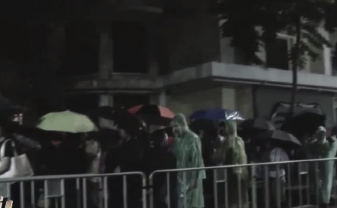 บรรยากาศประชาชนเข้าสักการะพระบรมศพ