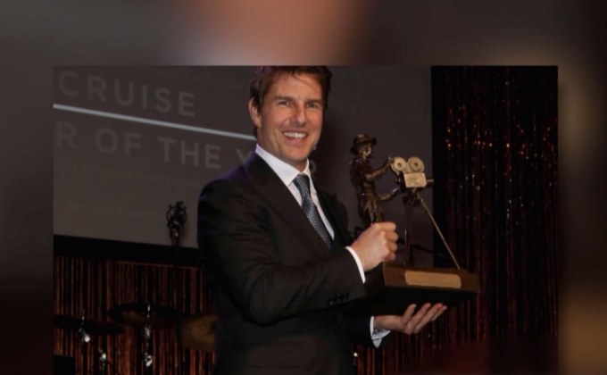 “ทอม ครูซ” นักแสดงคนแรกที่ได้รางวัลเกียรติยศ Pioneer of the Year