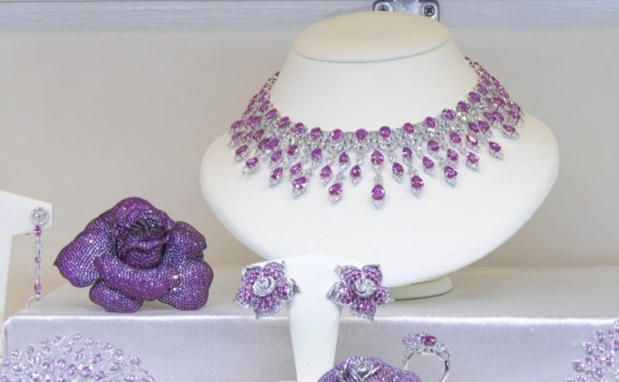 “Diamond in the Wonderland Secret Garden” โชว์นวัตกรรมเครื่องประดับและอัญมณีฝีมือคนไทย