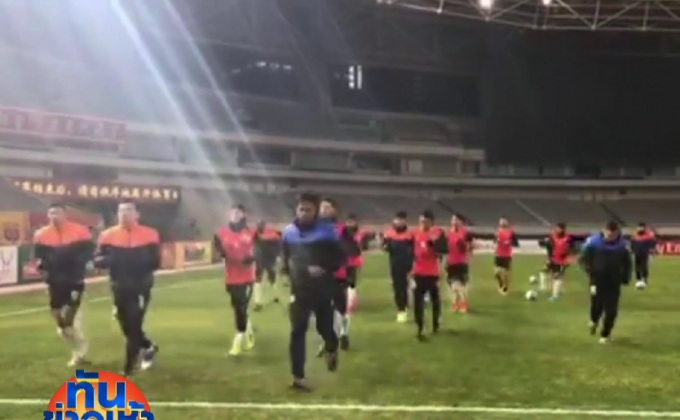 ค้างคาวไฟ ขอสู้ถวายหัวดวลเพลย์ออฟเซียงไฮ้