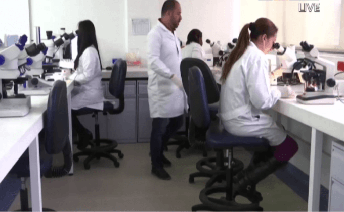 สหรัฐฯ ร่วมมือกับโคลอมเบียต่อสู้กับไวรัสซิกา