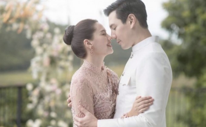 “โดม-เมทัล” เข้าพิธีหมั้นแบบไทย สินสอดอลังการ 