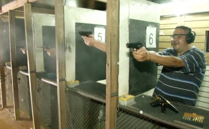 ผู้นำบราซิลลงนามกฤษฎีกาชั่วคราวเรื่องการซื้อปืน