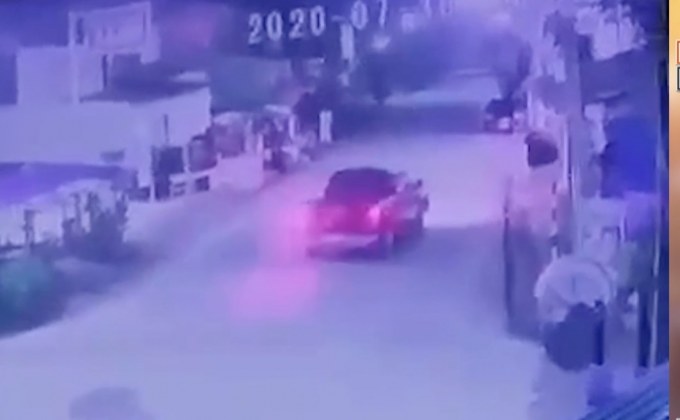 โลกออนไลน์แห่แชร์คลิปกระบะชนจยย.แล้วหนี วอนออกมารับผิดชอบ