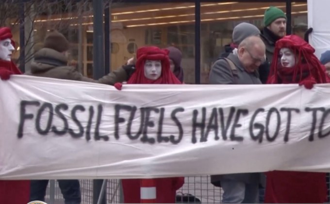 OPEC เตรียมปรับลดกำลังการผลิตน้ำมัน