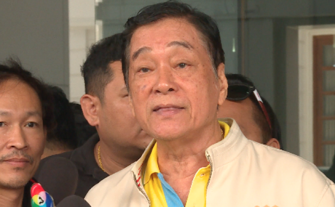 ศาลปกครองยกคำร้องกลุ่มรถตู้หมดอายุ ขอวิ่งต่อ