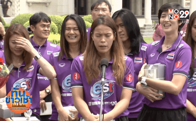 “นายกตู่” เปิดทำเนียบโชว์ตบลูกยางกับทีมสาวไทย