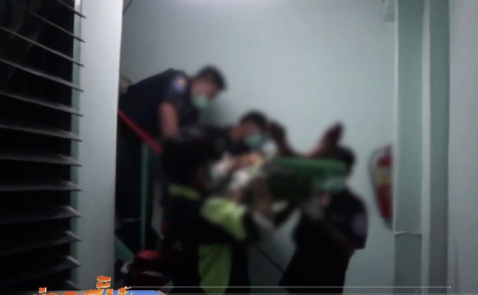 ชายต่างชาติคลั่งทำร้ายตัวเองอาการสาหัส