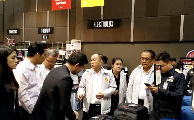 สคบ. สุ่มตรวจโปรโมชั่นสินค้าช่วงใกล้เทศกาลปีใหม่