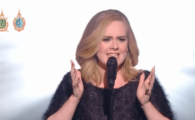 “อะเดล” เมินโชว์พักครึ่งศึก Super Bowl ย้ำ “มันไม่ใช่โชว์เกี่ยวกับดนตรี”