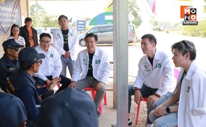 “รักชาติ” ลุยบ้านหนองจาน “เจษฎ์” ซัด พรรคประชาชน ด่าทหาร แต่ไม่เคยด่าเพื่อไทยทำให้เกิดสงครามคนตาย