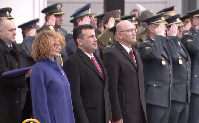 ​มาซิโดเนียชักธง “NATO” ขึ้นสู่ยอดเสา