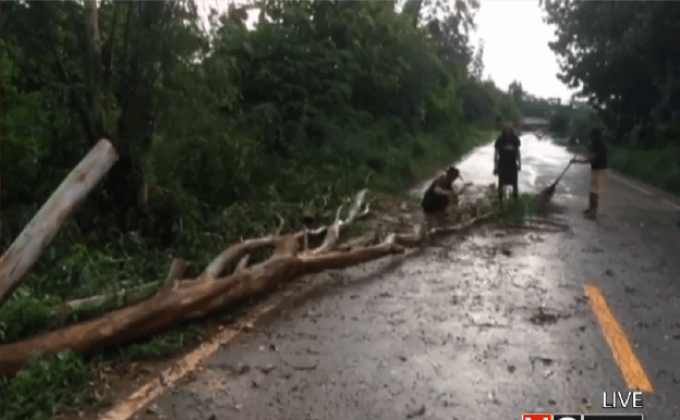 พายุฝนถล่มหลายจังหวัด