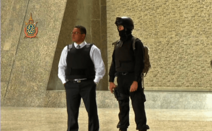 มือปืนบุกกราดยิงที่ธนาคารกลางเวเนซุเอลา