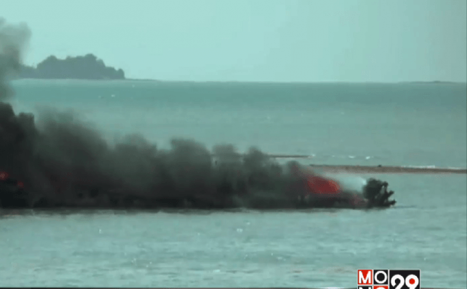 ไฟไหม้เรือสปีดโบ๊ทนำเที่ยวที่ จ.ภูเก็ต