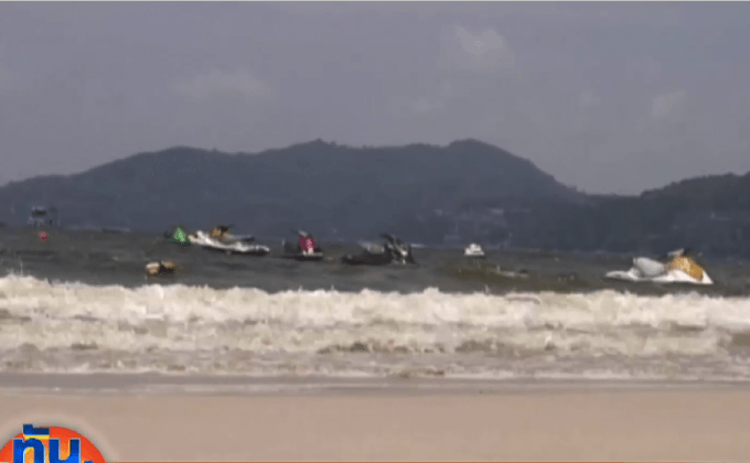 นักท่องเที่ยวแตกตื่น น้ำทะเลภูเก็ตเป็นสีน้ำตาล