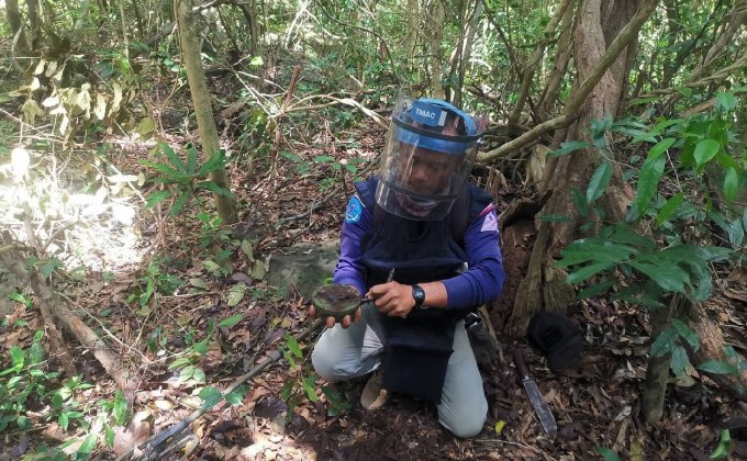 ”กองทัพภาคที่ 2“ เผย “หน่วยเก็บกู้วัตถุระเบิด และพิสูจน์หลักฐาน ตรวจพบทุ่นระเบิดอีก 3 ทุ่น ซึ่งอยู่ใน “สภาพใหม่”