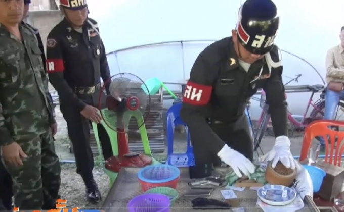 ทหาร-ตร.จับบ่อนพนันกลางชุมชน จ.พะเยา