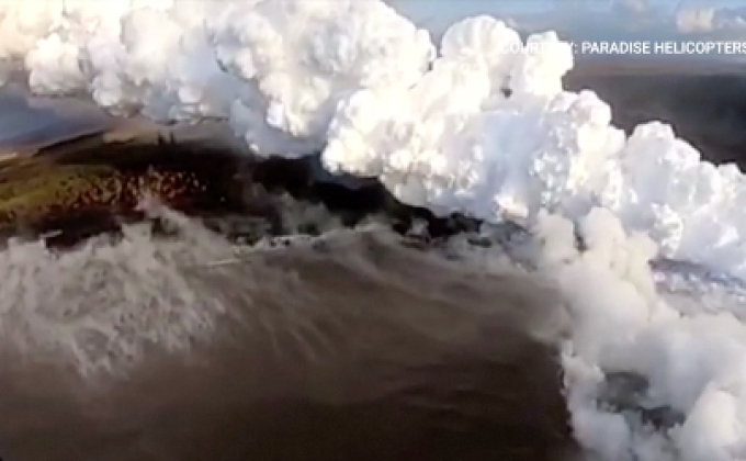 นักท่องเที่ยวเจ็บ 22 คน ระหว่างชมภูเขาไฟปะทุ