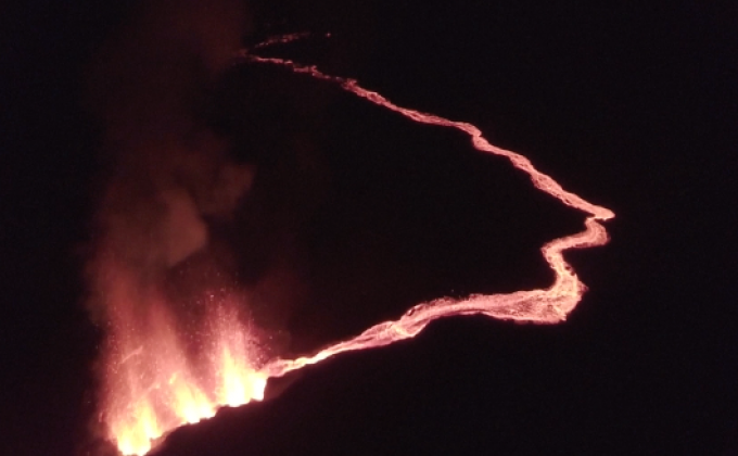 ความงามของน้ำพุลาวาในฝรั่งเศส