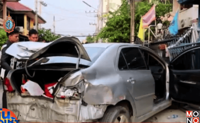 หนุ่มขับเก๋งซิ่งหนีด่านตำรวจ ชนบ้านประชาชนพังยับ