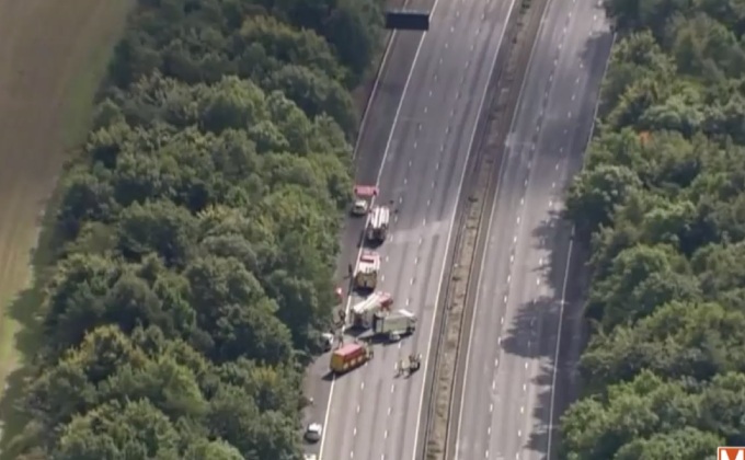 อังกฤษปิดทางหลวงหลังพบวัตถุต้องสงสัย