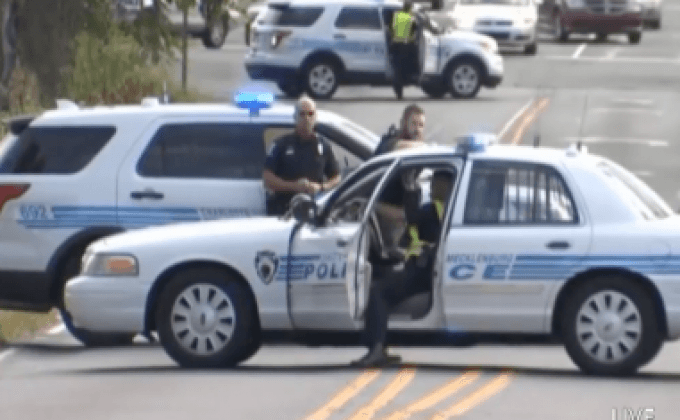 ชายอเมริกันผิวสีถูกตำรวจยิงดับอีกราย