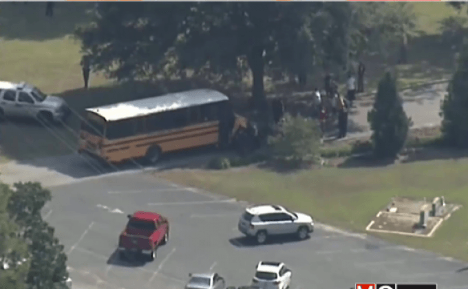 เด็กชายวัย 14 ก่อเหตุกราดยิงในสหรัฐฯ