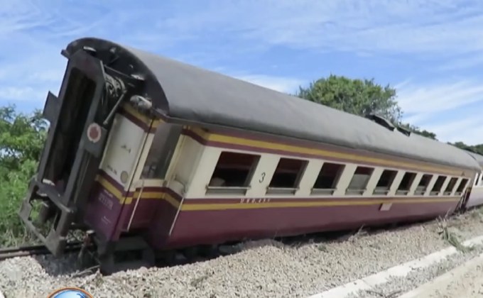 ล่ามือดีถอดน็อต-จานรอง รถไฟพลิกคว่ำที่ชะอำ