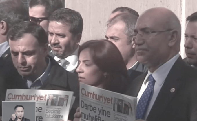 ตำรวจตุรกีบรรณาธิการหนังสือพิมพ์ต่อต้านรัฐบาล