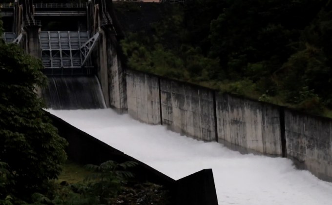 เขื่อนวชิราลงกรณ ประกาศขยายเวลาระบายน้ำ