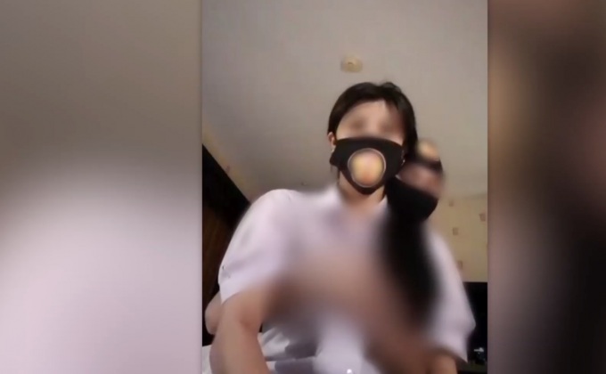 เตรียมแจ้งความสาวใส่ชุด นร.ถ่ายคลิปโชว์หน้าอก