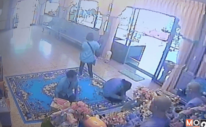 บุกงัดเงินในตู้บริจาควัดดัง จ.อ่างทอง