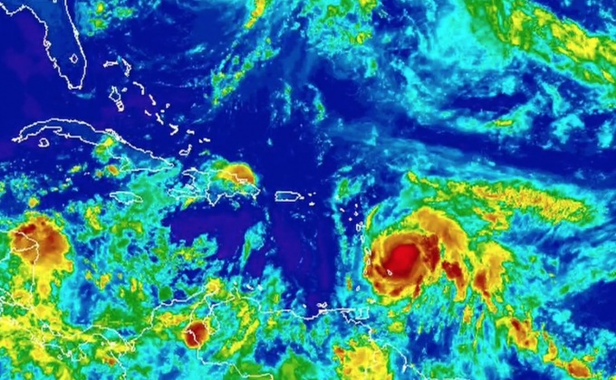 เฮอร์ริเคนมาเรียทวีกำลังมุ่งหน้าแคริบเบียน