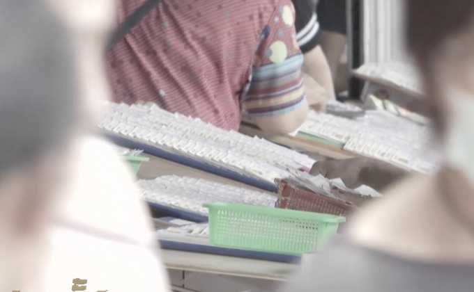 แก้ปัญหาจำหน่ายสลากฯ เกินราคา