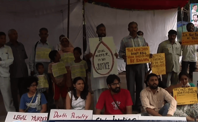 อินเดียแขวนคอนักโทษก่อวินาศกรรมมุมไบ