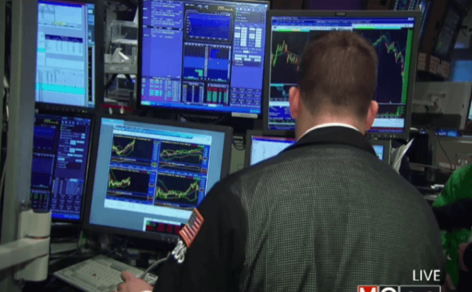 ตลาดหุ้นสหรัฐฯ ปรับตัวลดลง