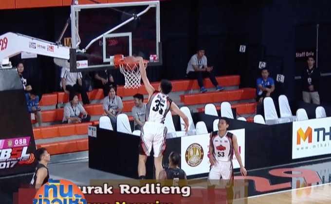 ดาวรุ่งโมโนแวมไพร์โชว์ดังก์ติดท็อป 5 ประจำสัปดาห์