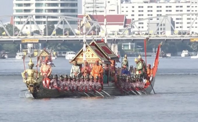 ประชาชนชื่นชมซ้อมใหญ่ครั้งที่ 2 ขบวนเรือพระราชพิธีฯ