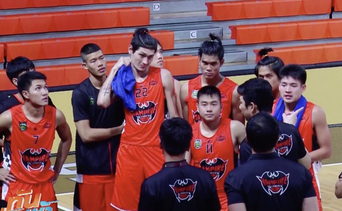 “แวมไพร์ วอร์ริเออร์” อัด “ม.รังสิต” คว้าแชมป์กลุ่มดีลีก