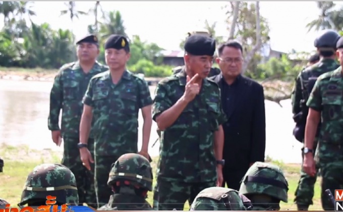ผบ.ทบ.ลงพื้นชายแดนใต้ไทย-มาเลเซีย