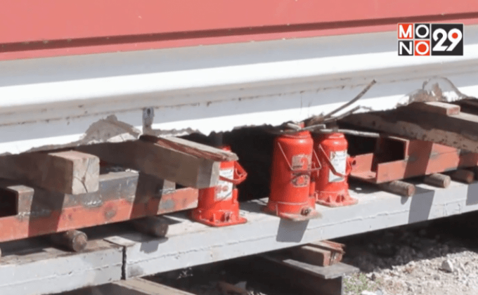 อาชีพ “ดีดโบสถ์” ห้ามพลาดอันตรายถึงแก่ชีวิต