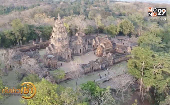 นทท.แห่ชมความงดงามปราสาทพนมรุ้ง