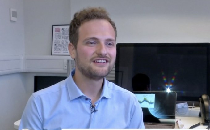 นักดาราศาสตร์ค้นพบน้ำเป็นครั้งแรกบนดาวเคราะห์นอกระบบสุริยะ