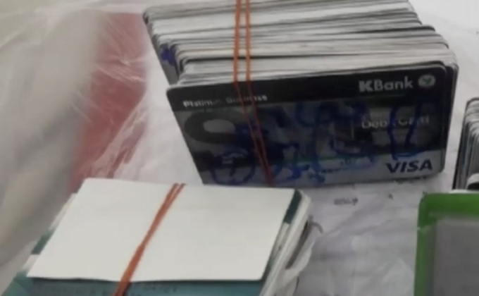 สอบชาวกัมพูชาพกเอทีเอ็ม-เงินสดกว่า 3 ล้านบาท