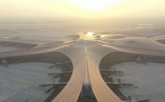 สนามบินใหญ่สุดในโลกที่กรุงปักกิ่งสร้างเสร็จแล้ว