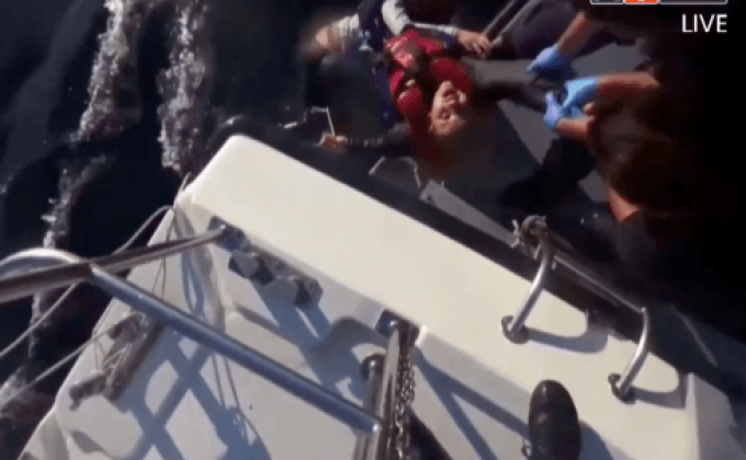 ปฏิบัติการช่วยเหลือผู้ลี้ภัยในกรีซ